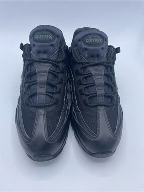 Air Max 95 Triple Black